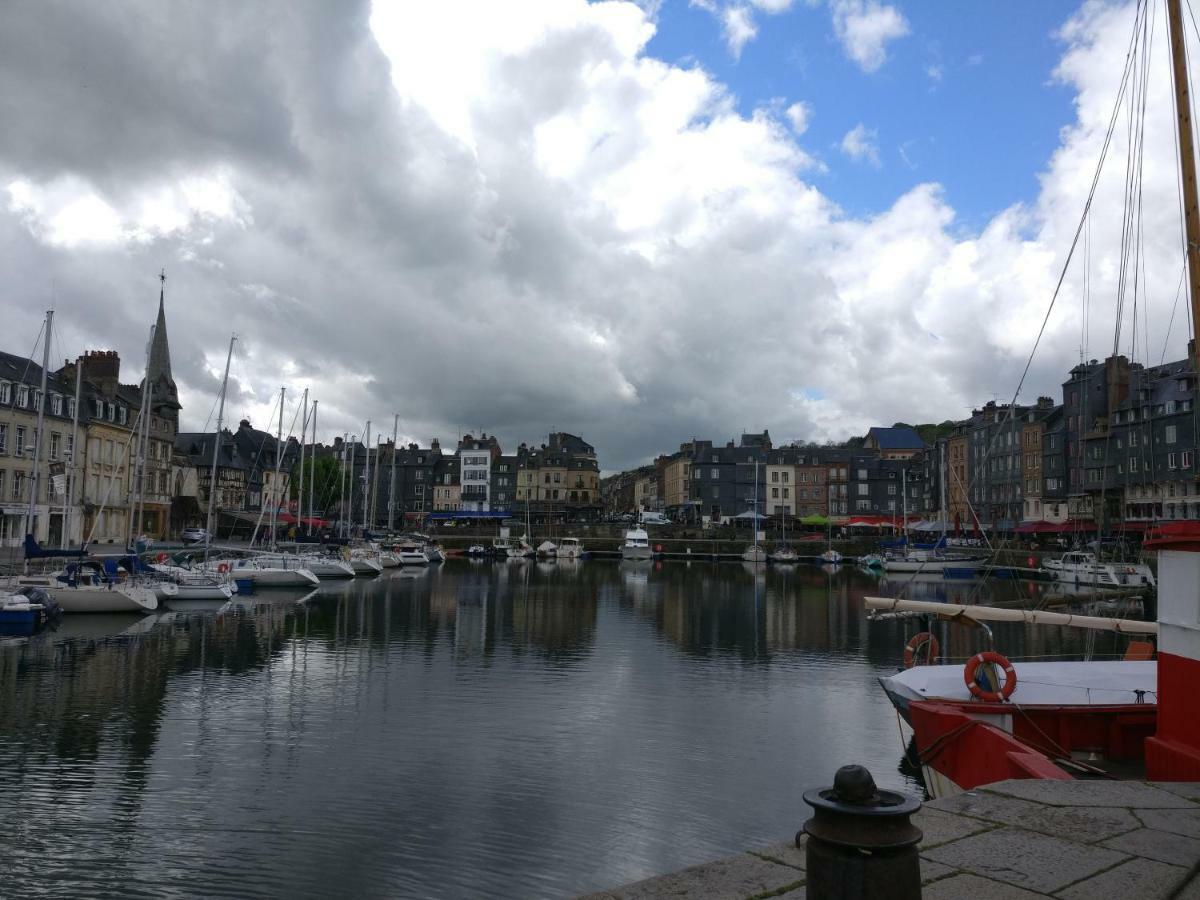 Studio Centre Historique Honfleur Bagian luar foto