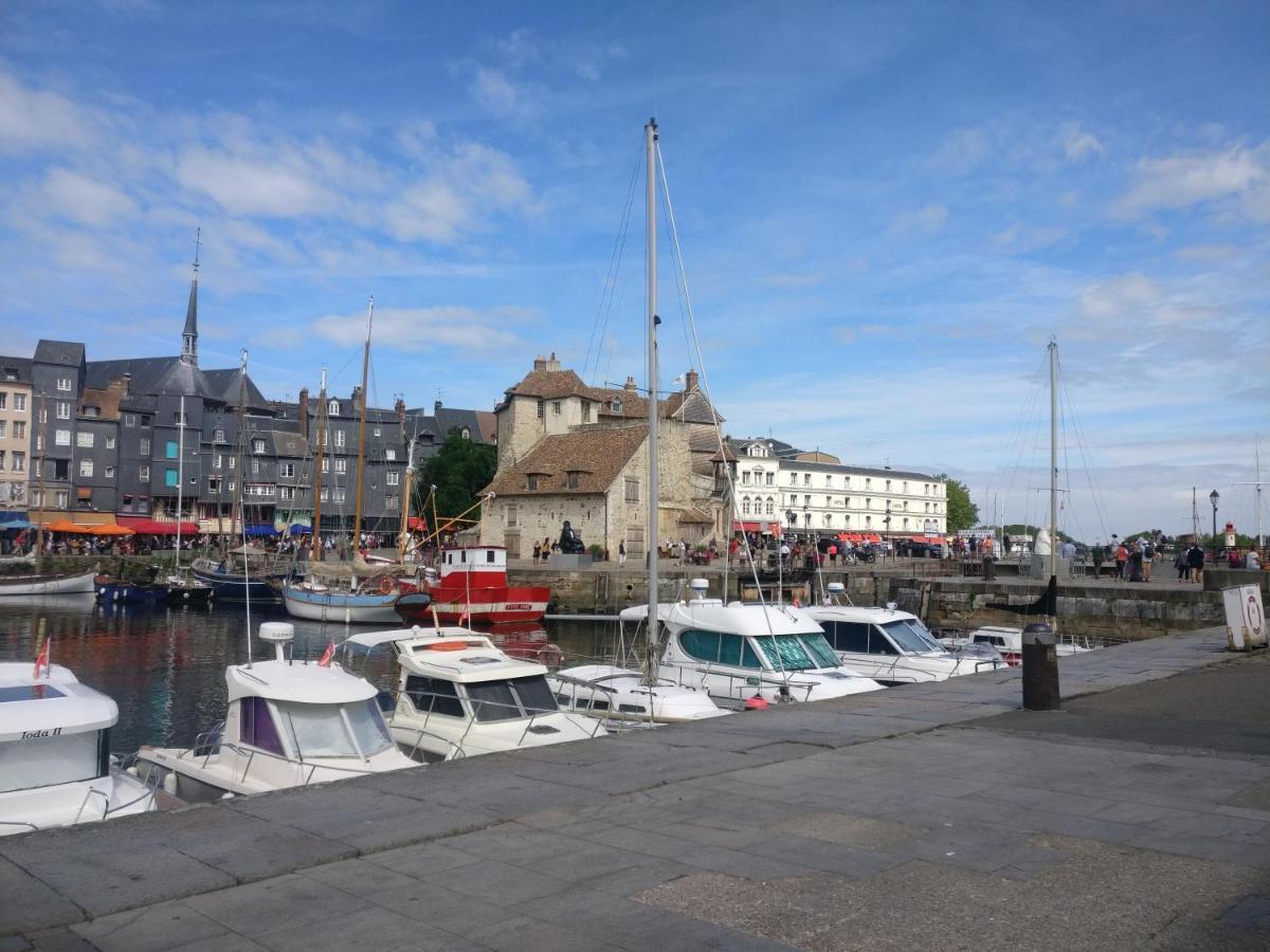 Studio Centre Historique Honfleur Bagian luar foto