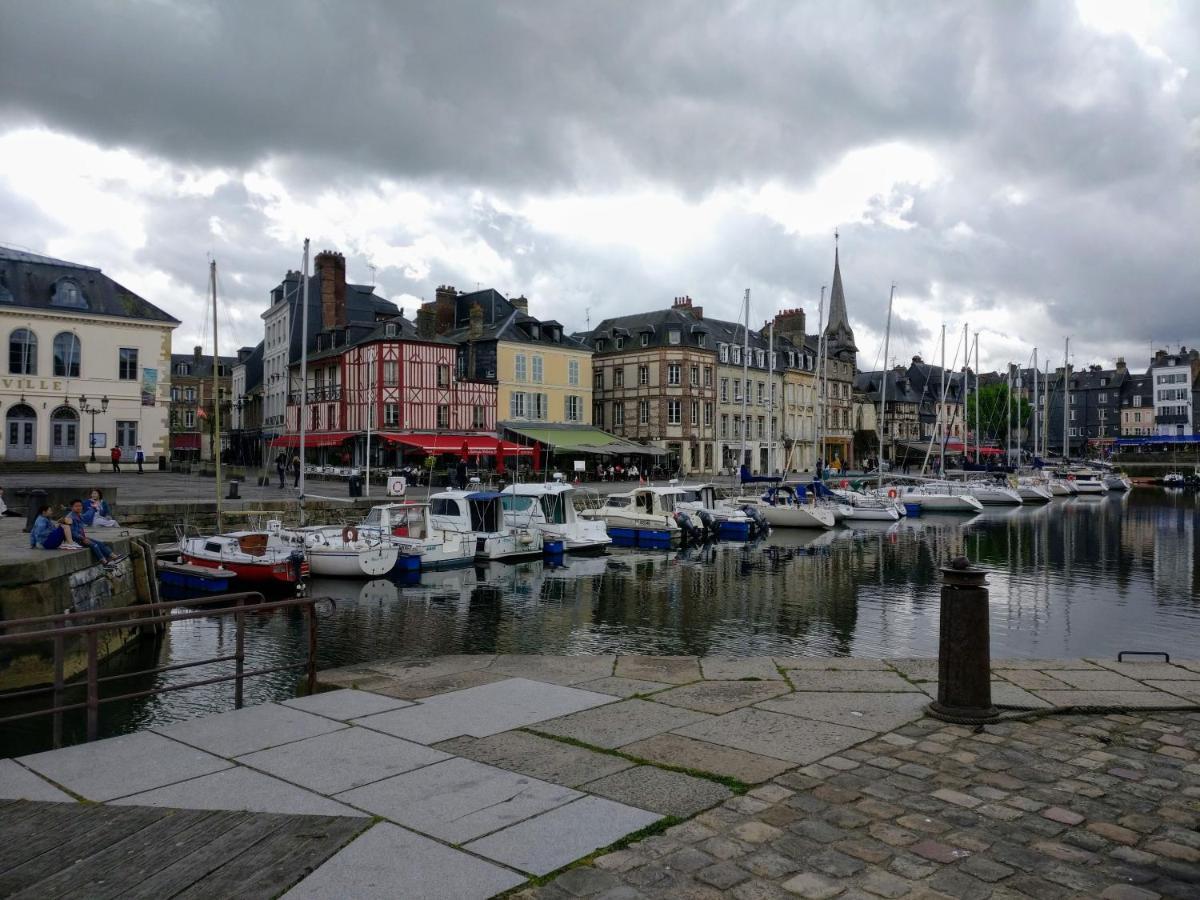 Studio Centre Historique Honfleur Bagian luar foto