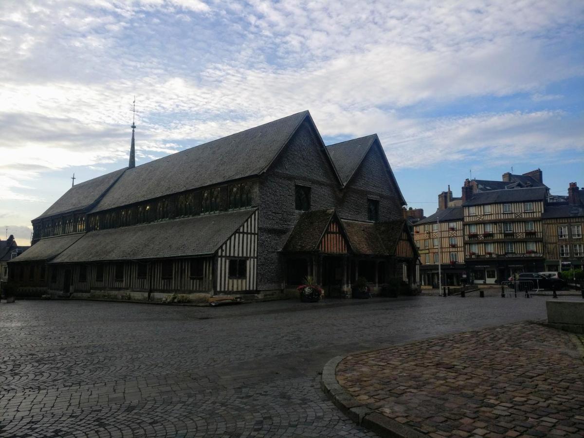 Studio Centre Historique Honfleur Bagian luar foto