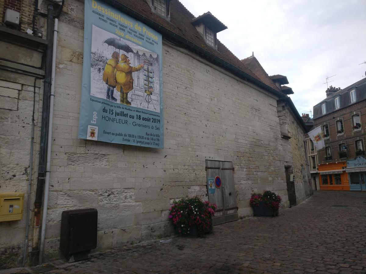 Studio Centre Historique Honfleur Bagian luar foto